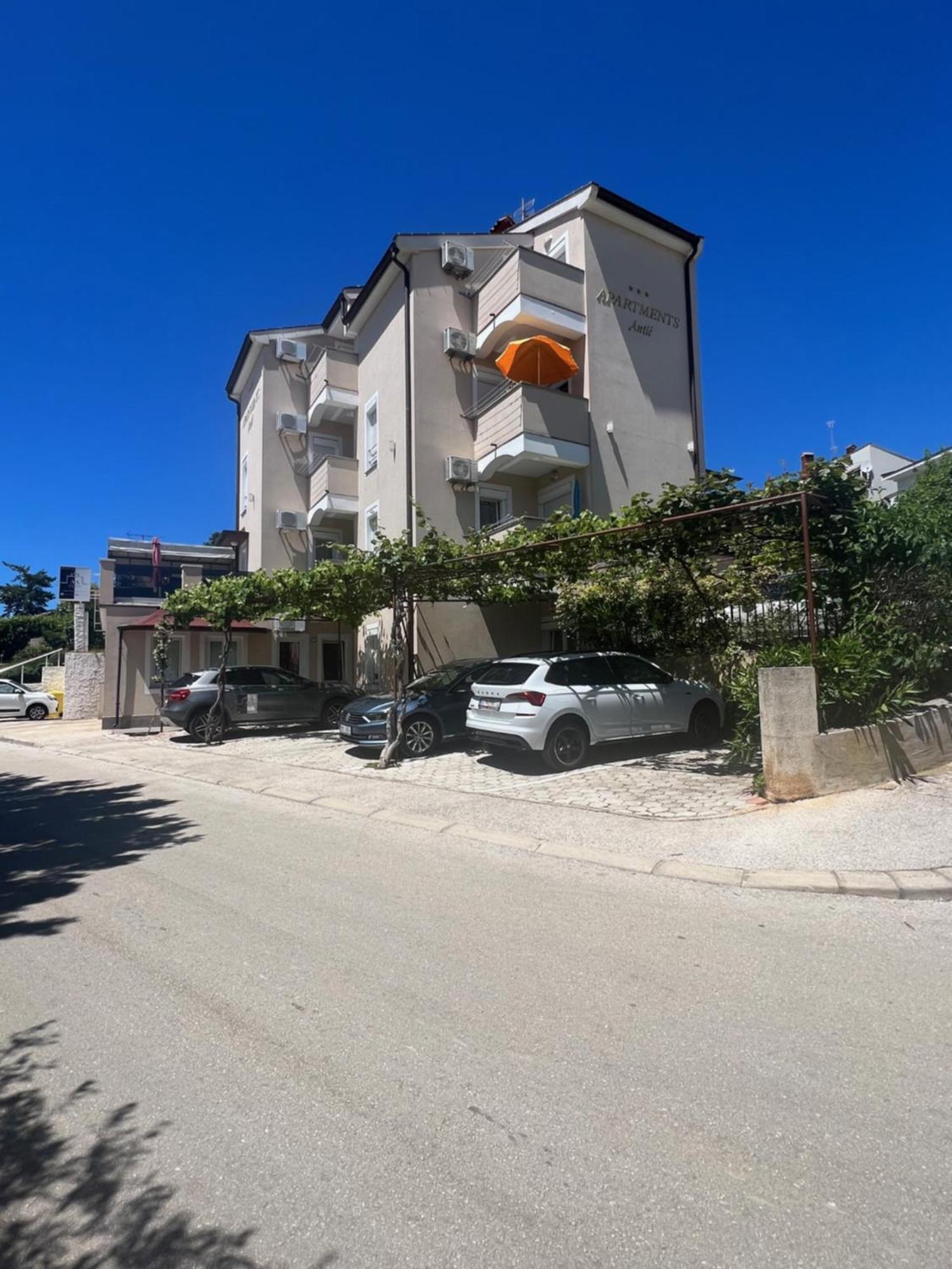 Apartments Antic 1 Pjescana Uvala Εξωτερικό φωτογραφία