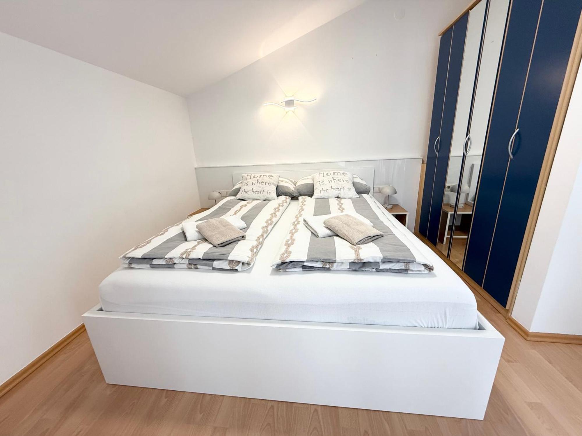 Apartments Antic 1 Pjescana Uvala Εξωτερικό φωτογραφία