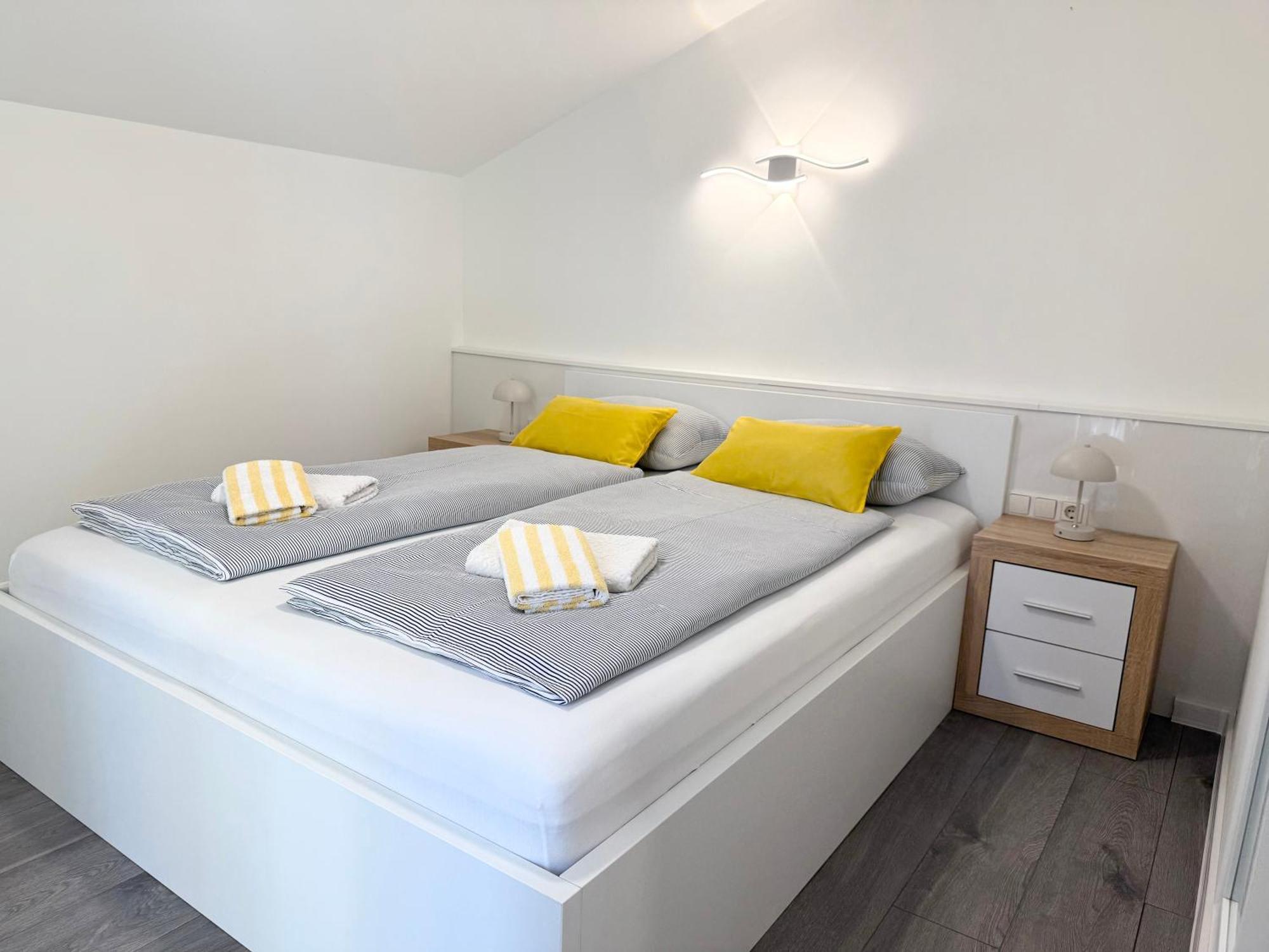 Apartments Antic 1 Pjescana Uvala Εξωτερικό φωτογραφία