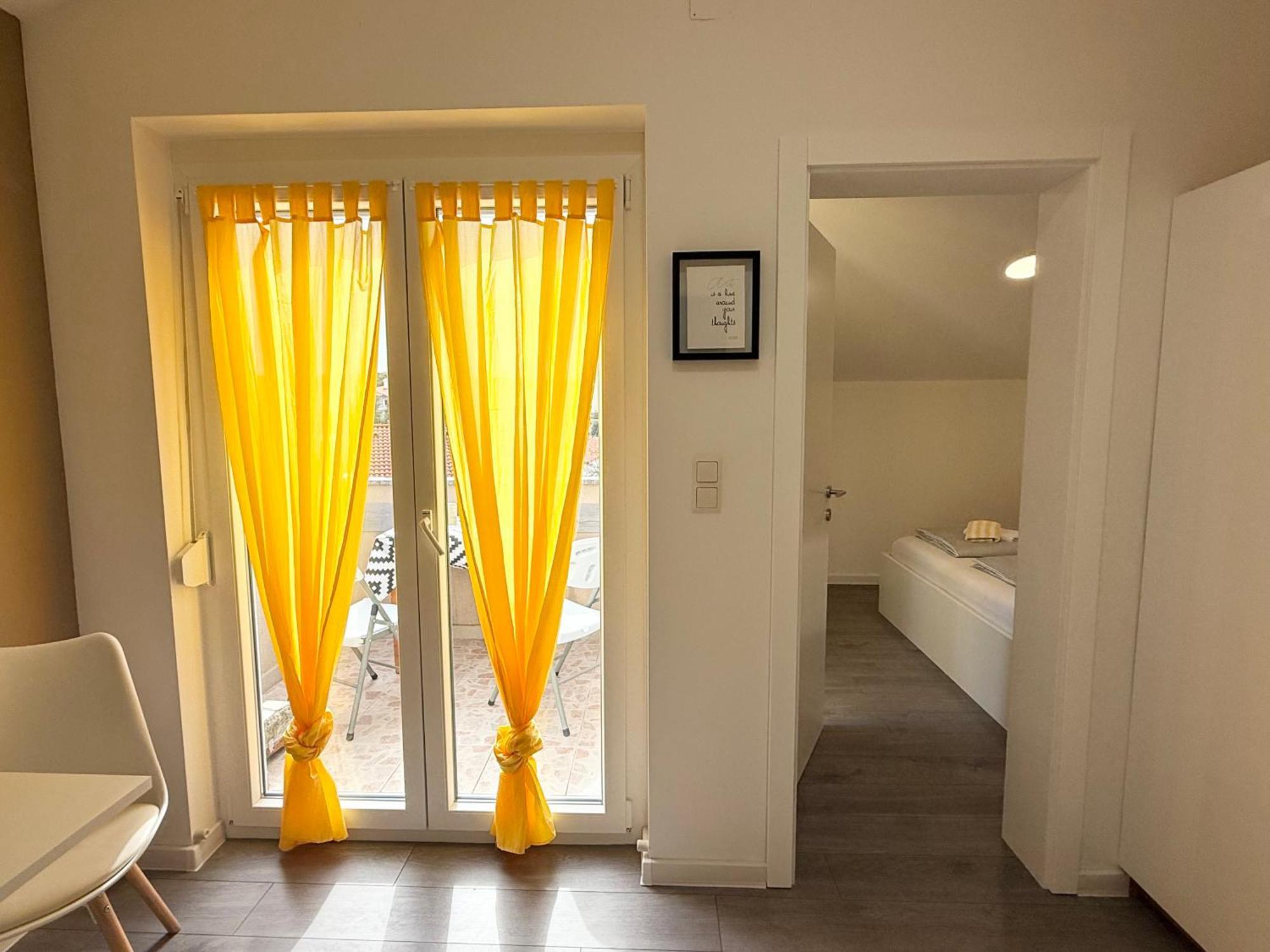 Apartments Antic 1 Pjescana Uvala Εξωτερικό φωτογραφία